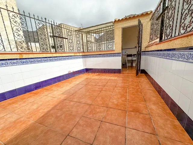 CASA DE NUEVA CONSTRUCCIÓN, AÑO 2011 EN ORIHUELA — 28