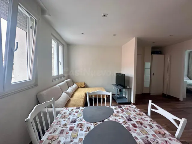 Piso alquiler temporada junto a San Fernando - Santander | A - foto 2
