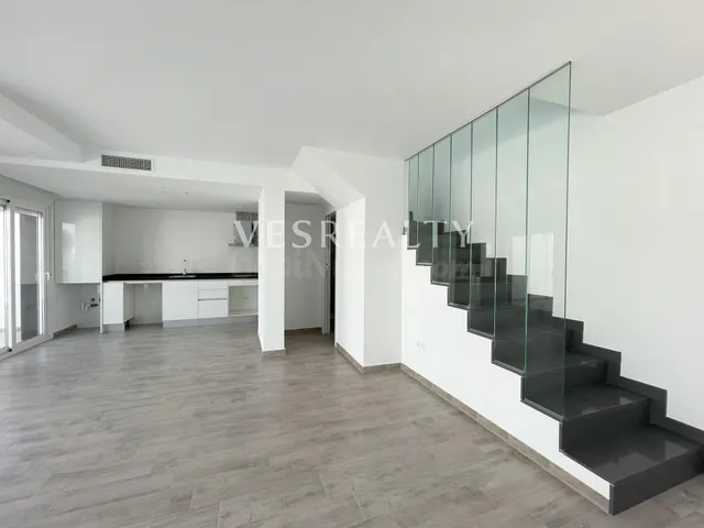 Encantadora Villa en Gran Alacant: Espacio, Luz y Comodidad  - foto 5