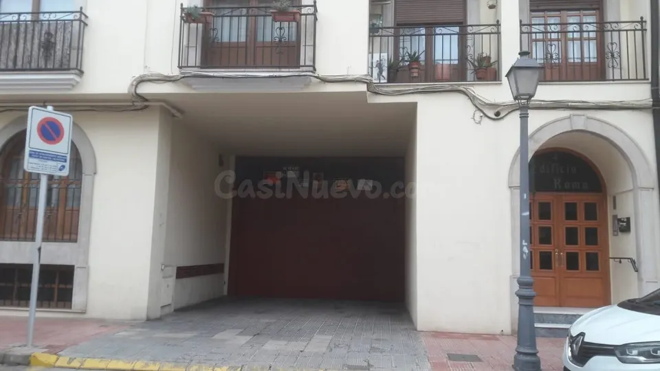 GARAJE EN EL CENTRO