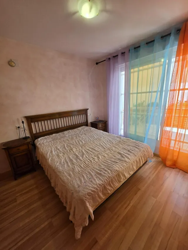 Piso en venta en Avenida de las Habaneras — 18