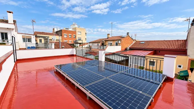 MAGNIFICA CASA BIS CON PATIO Y TERRAZA EN LA CREU DE BARBERA — 40
