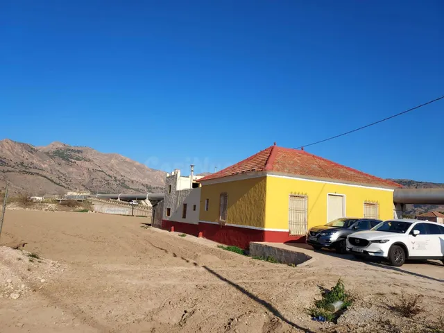 VIVIENDA CON TERRENO - foto 2