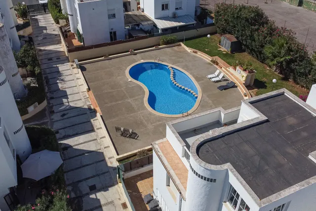 Encantadora vivienda unifamiliar con patio privado, piscina y vistas al mar en Cala Millor. — 43