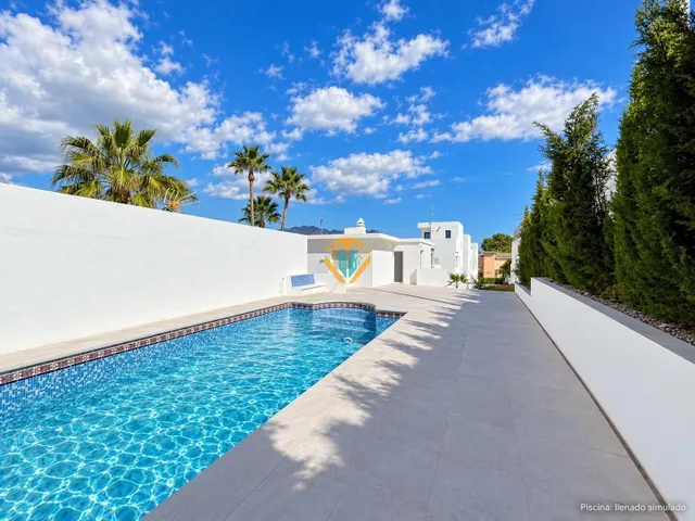 CHALET INDEPENDENTE EN EL ALBIR — 12