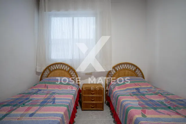 PISO EN PRIMERA LÍNEA DE PLAYA — 9