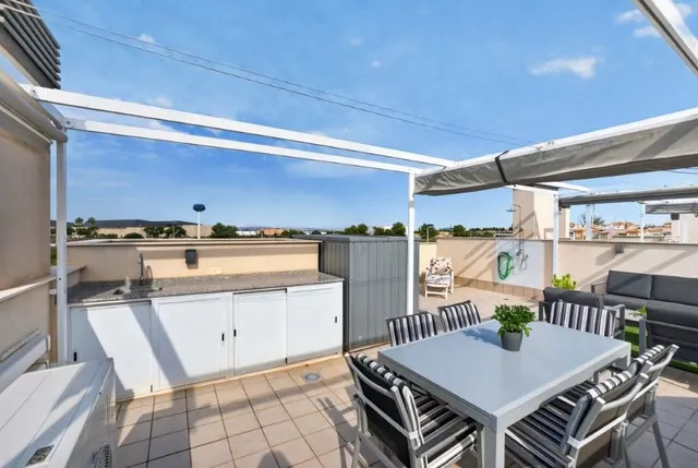 Casa 3 habitaciones 123m² en venta - Centro — 23