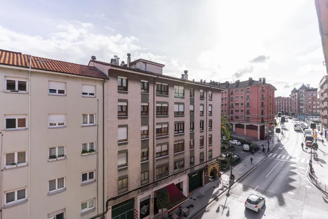 Alquiler piso en Saturnino Fresno — 26