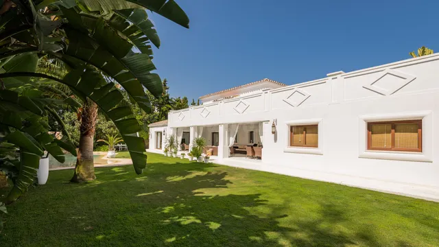 Chalet 5 habitaciones 292m² en venta - Costa Del Sol - foto 3