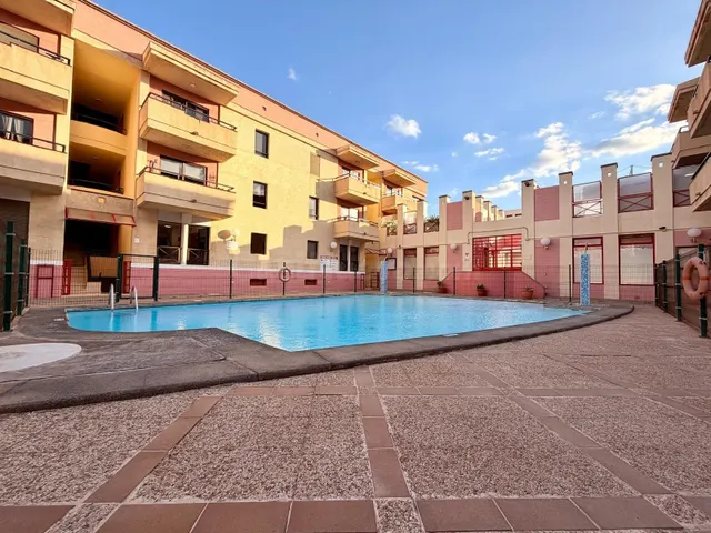 TERRAZA, PISCINAS Y PLAYA: TU NUEVO HOGAR EN ARINAGA, CON GA - foto 3