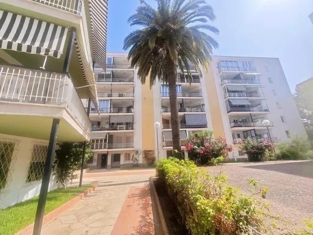 Piso 1 habitación 47m² en venta - Centro — 16
