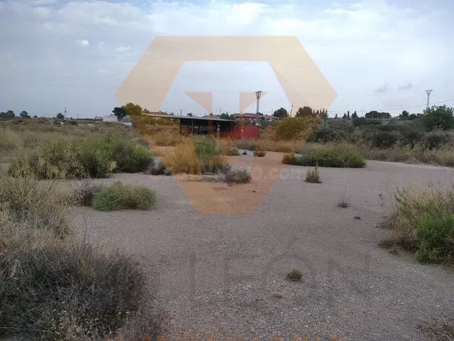 SE VENDE PARCELA EN LA URBANIZACIÓN EL PINO DE MOLINA DE SEG