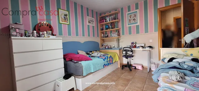 Venta pareado completisimo en los huertos.- — 40