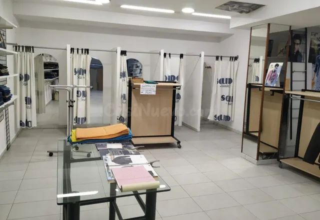 Local comercial 1 habitación 247m² en alquiler - Centro - foto 4