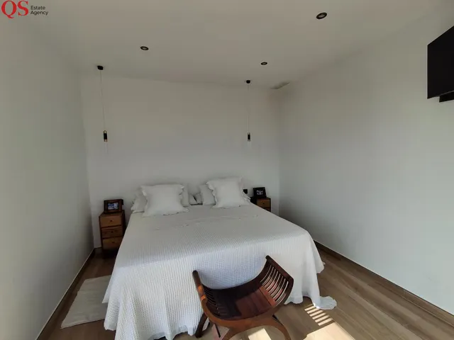 Villa contemporánea con piscina y vistas panorámicas al mar en Cunit — 44