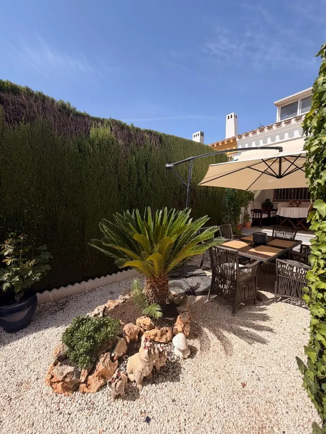 Elegante Chalet Reformado en Torre de la Horadada - €299,000 — 27