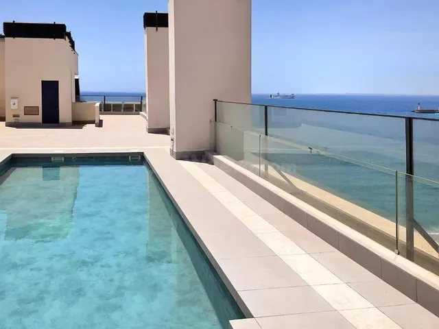 PISO MODERNO Y LUMINOSO A ESCASOS METROS DEL MAR - foto 4