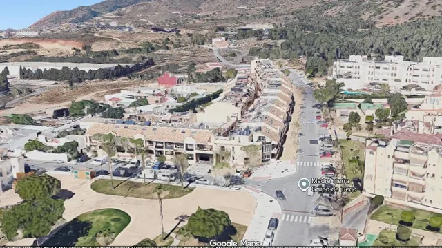 VENTA DE CASA EN TORREMOLINOS ( MALAGA ) + 2 GARAJES Y TRASTERO — 4