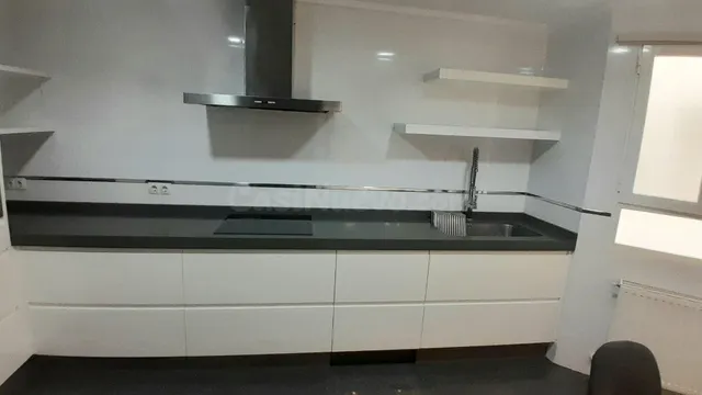 PISO MODERNO 4 habitaciones + 2 PLAZAS EN YECLA — 2