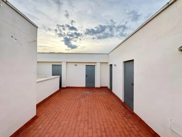 Apartamento luminoso y espacioso en la acogedora Formentera. Cerca de colegios y comercios, a 10 min a pie de Benijófar, a 3,5 km del La Marquesa Golf, y a solo 11 km de las playas de Guardamar. — 40