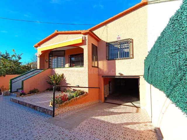 CASA CON ENCANTO TODA EN PLANTA - foto 3