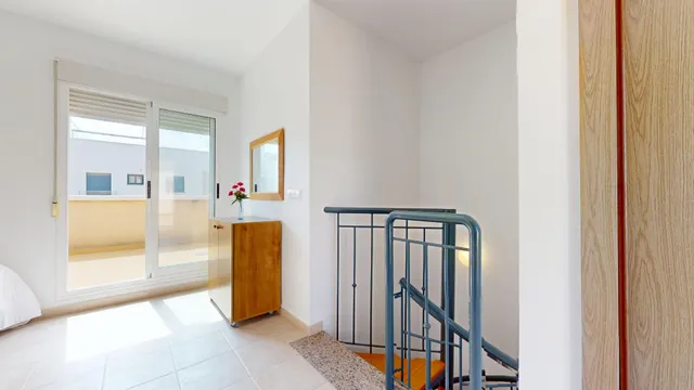 Encantadora Casa con 2 Terrazas a un Paso del Hotel 525 – 3 Dormitorios en Los Alcázares — 23