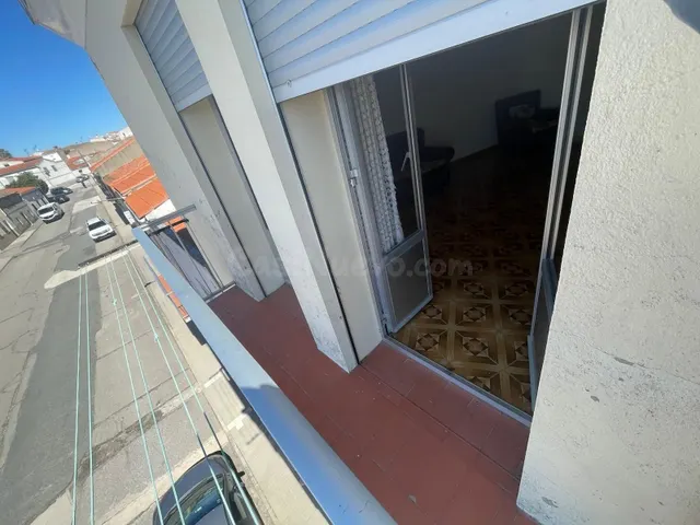 PISO LUMINOSO CON COCHERA DE 30 METROS EN ARROYO DE LA LUZ - foto 3