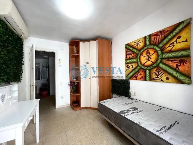 habitaciones EN ALQUILER PARA ESTUDIANTES EN EL CENTRO DE RE - foto 2