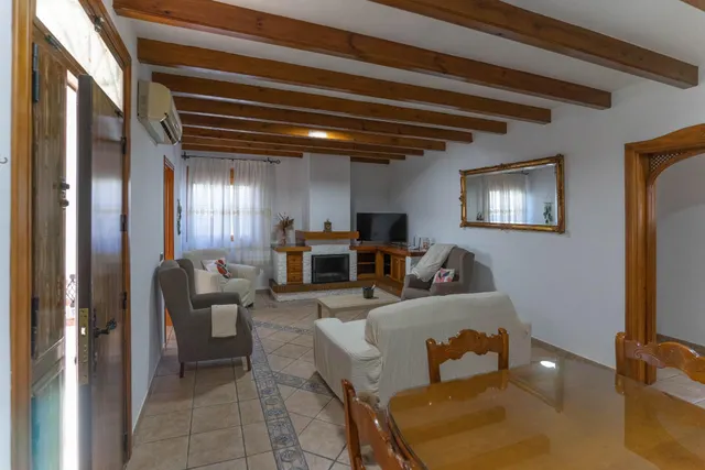 CHALET INDEPENDIENTE CON PISICINA Y BARBACOA — 7