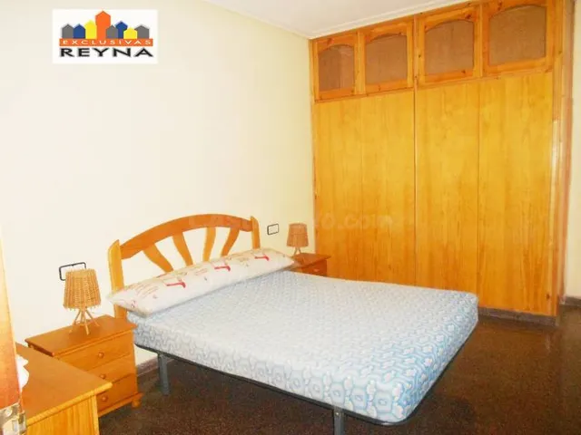 VIVIENDA ENTRESUELO CON CUATRO DORMITORIOS - foto 3