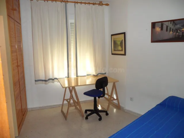 ¡¡¡ ESTUDIANTES !!! DOS habitaciones DISPONIBLES EN PISO COM - foto 5