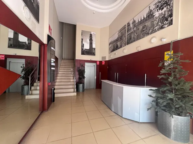 Oficina en venta en Zona Oeste — 36