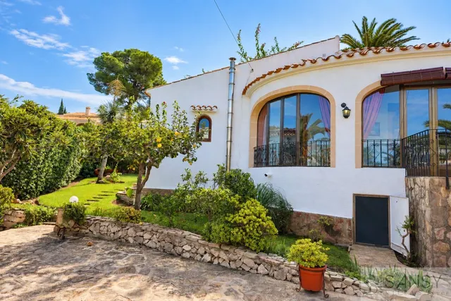 Chalet con piscina en venta en Jávea/Xàbia - 4 dormitorios y vistas al Montgó — 13