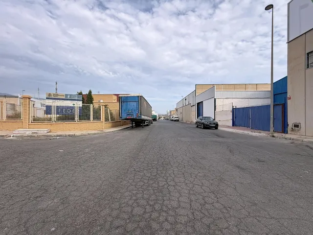 Nave Industrial - total 390 m2 de parcela, son 260 m2 de nave más 130 m2 de patio privado en Benahadux — 19