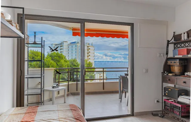 Piso con vistas al mar en Cala Vinyes - foto 4