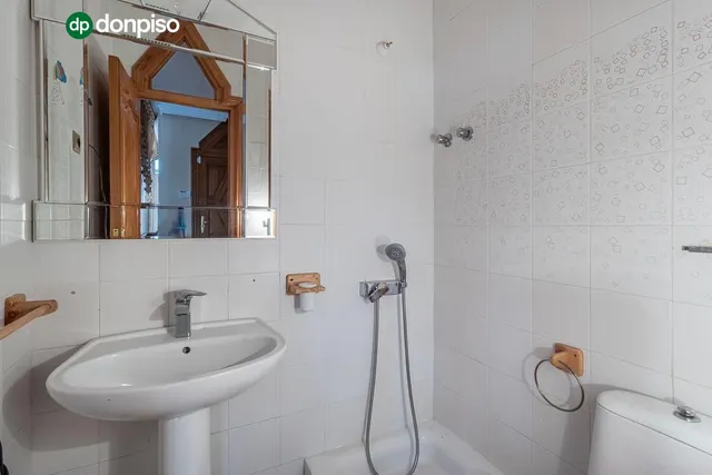 Espectacular casa independiente con piscina y grandes vistas en Monteluz (Peligros) — 17
