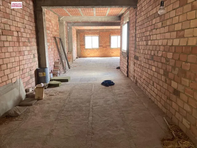 VENTA DE EDIFICIO FAMILIAR EN BENIFAIO (VALENCIA) — 39