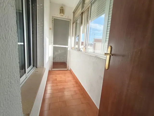PISO EN SAGUNTO CON TERRAZA Y TRASTERO - foto 4