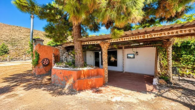 Finca exclusiva en Vilaflor · 2 viviendas, viñedo, bodega y piscina — 59