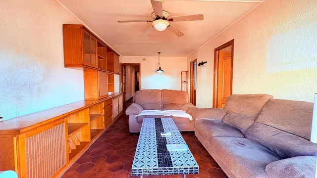 Pis de 4 habitacions amb ascensor — 22