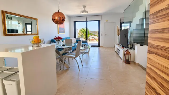Chalet adosado en venta en Calle Nuez Moscada, 35 -28 — 5