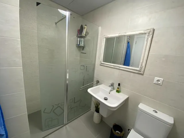 Alquiler de Piso 3 Dormitorios 2 Baños Vista al Mar — 43