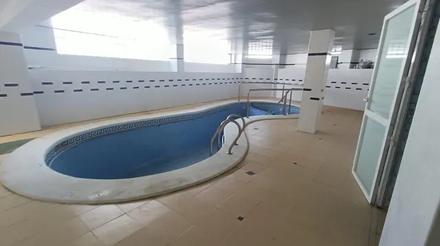 SPA EN TORRE HORADADA — 33