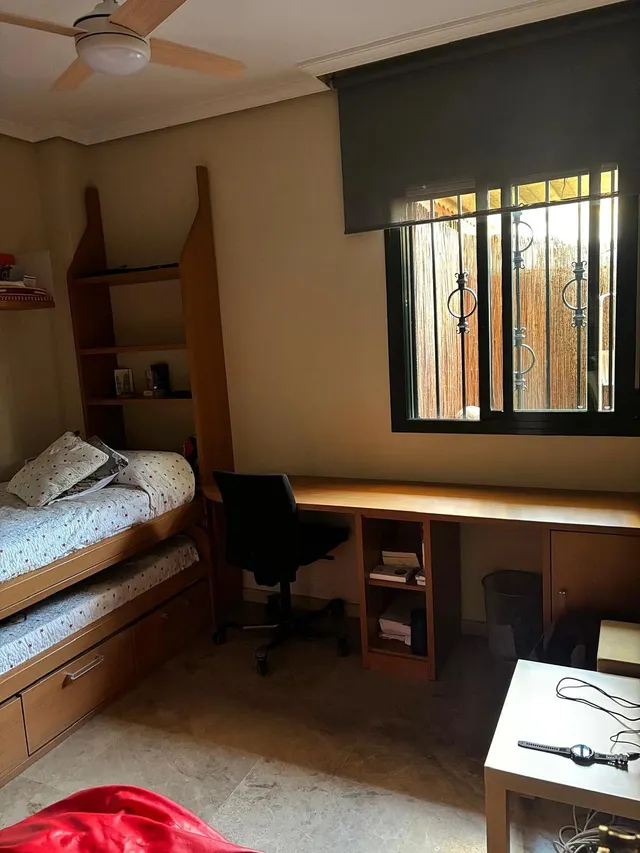 Piso junto a maría la judia, con garaje, trastero y piscina — 17