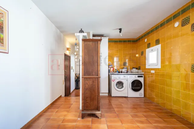ÁTICO A REFORMAR CON BALCON EN LA VILA DE GRACIA — 13