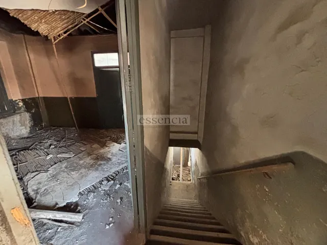 Casa en Almoines a reformar a su gusto en parcela de 242 m2 , en chaflán con patio. — 34
