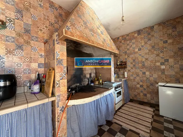 CASA REFORMADA CON TERRENO RÚSTICO DE 3.000 M2 EN ÚBEDA – PINOSO — 28