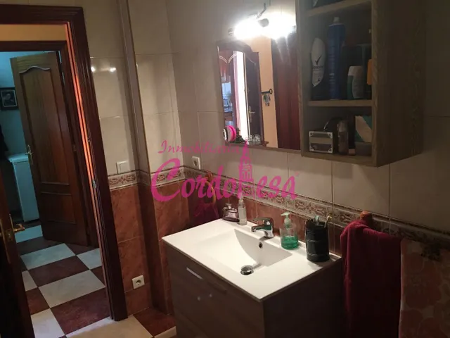 MAGNIFICA CASA DE 2 PLANTA EN ALCOLEA. — 20