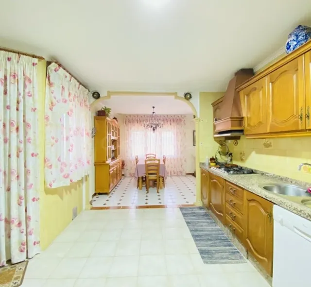 Casa-Chalet en Venta en Zubia, La Granada — 3