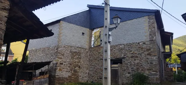 SE VENDE CASA EN CONSTRUCCIÓN  EN VILLANUEVA DE VALDUEZA — 10